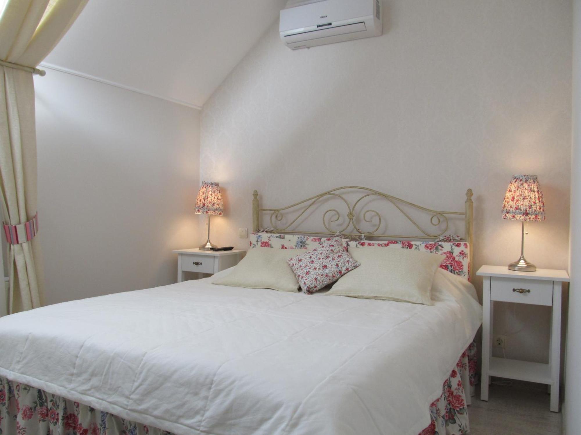 Hôtel Family House Lambert à Berehove  Extérieur photo